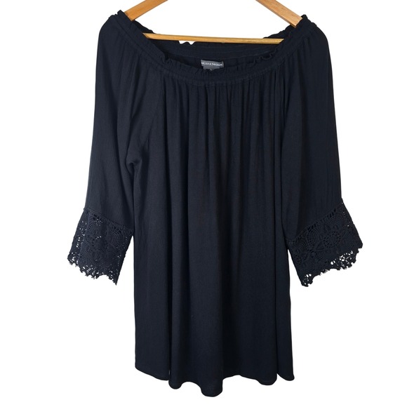 Chelsea Theodore Womens Black Off Shoulder 3/4 Sleeve Lace Cuff Top - Picture 1 of 4